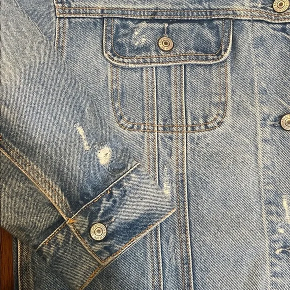Abercrombie & Fitch Blue Denim Jacket with Cream Sherpa Collar - Picture 4 of 8